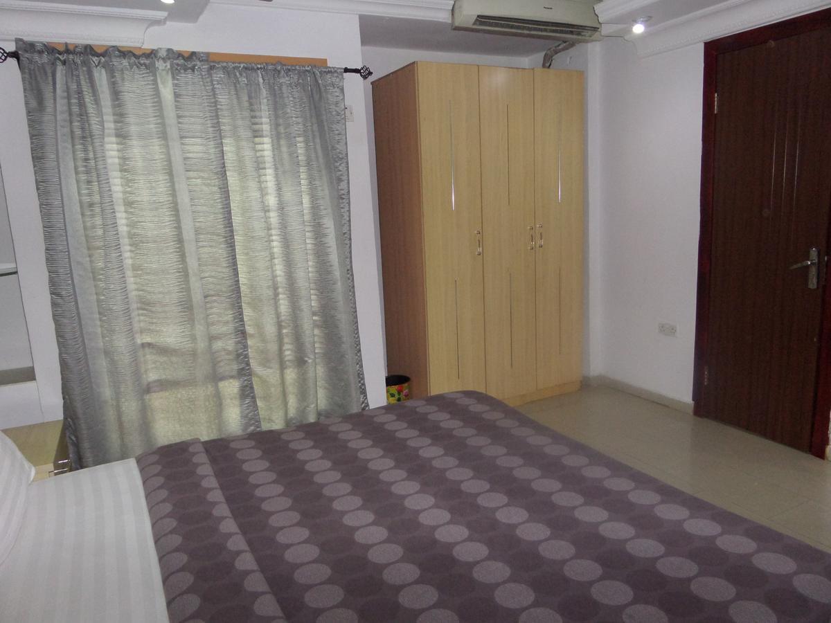 איקג'ה Theodawn Hotels @ Suite 29 מראה חיצוני תמונה